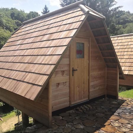 Glamping Naselje Zeleni Turizem Hotel Makole Bagian luar foto
