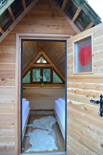 Glamping Naselje Zeleni Turizem Hotel Makole Bagian luar foto