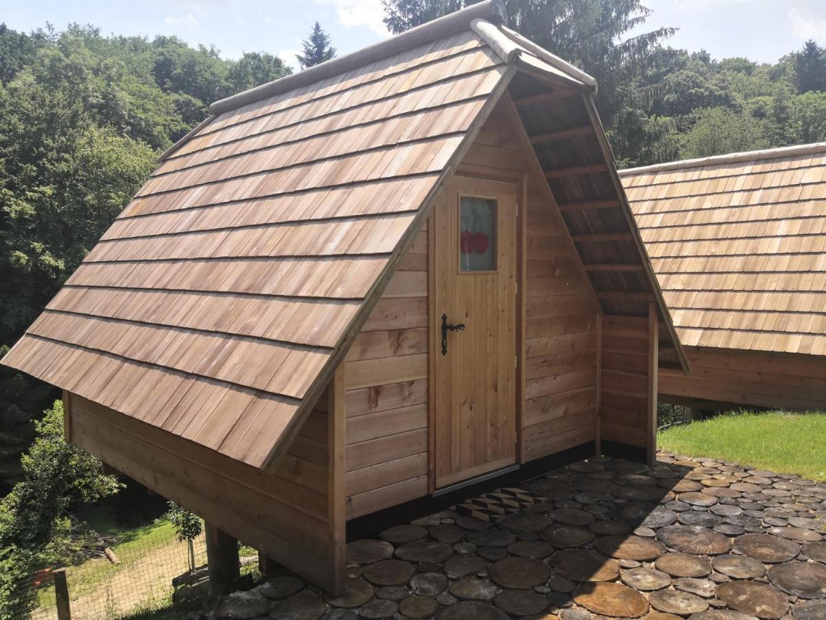 Glamping Naselje Zeleni Turizem Hotel Makole Bagian luar foto