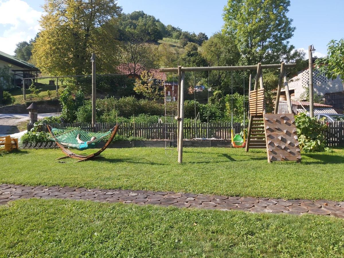Glamping Naselje Zeleni Turizem Hotel Makole Bagian luar foto