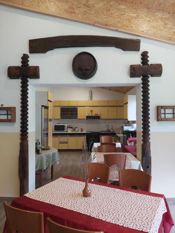 Glamping Naselje Zeleni Turizem Hotel Makole Bagian luar foto